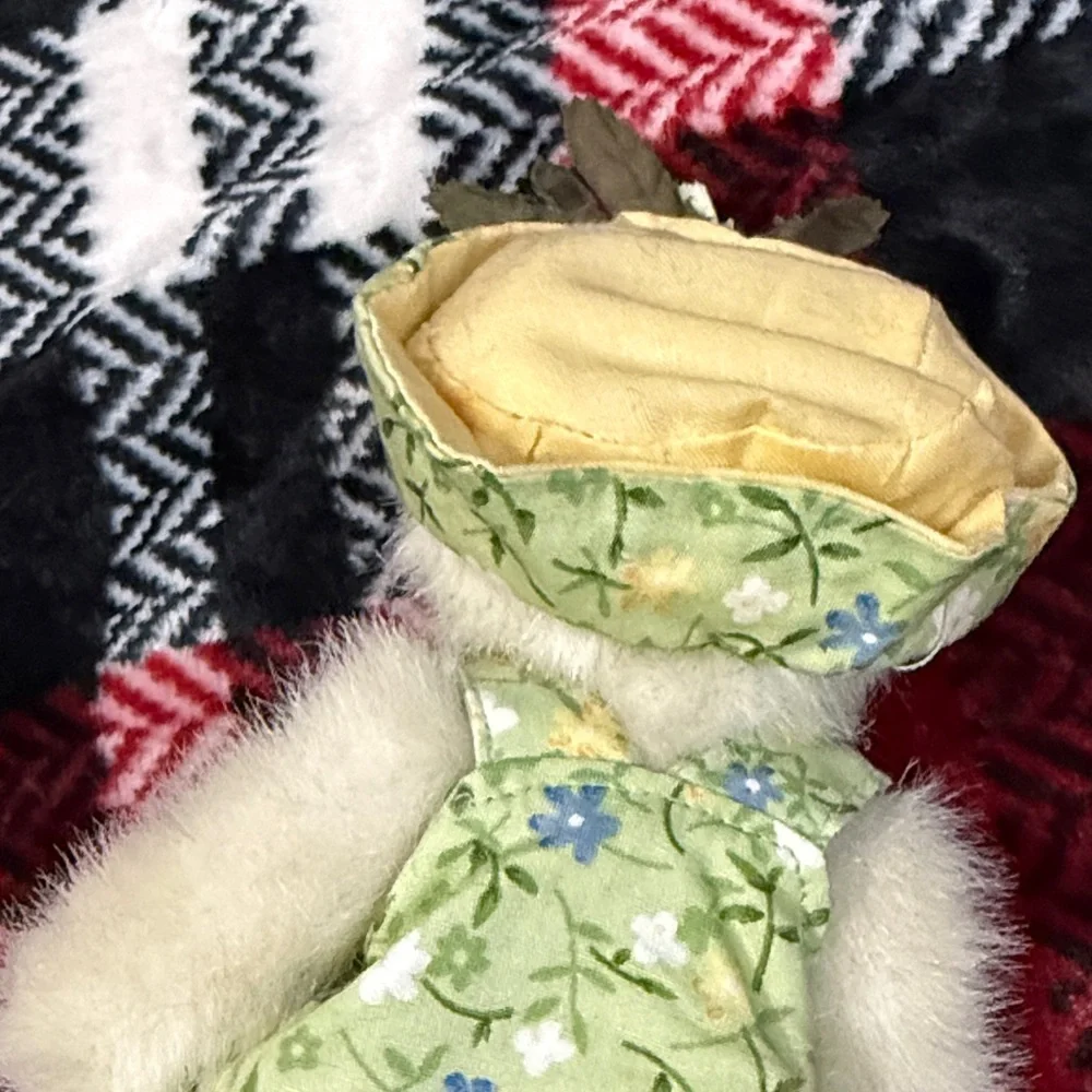 Boyd’s bears Ruth - Picture 6 of 9